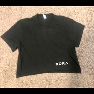 Kora fitness crop